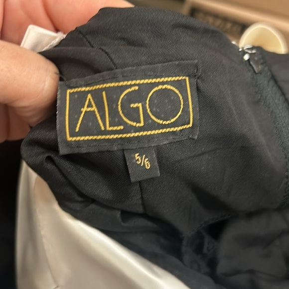 Vintage 90s collar Black and White Halter Dress - Picture 5 of 6